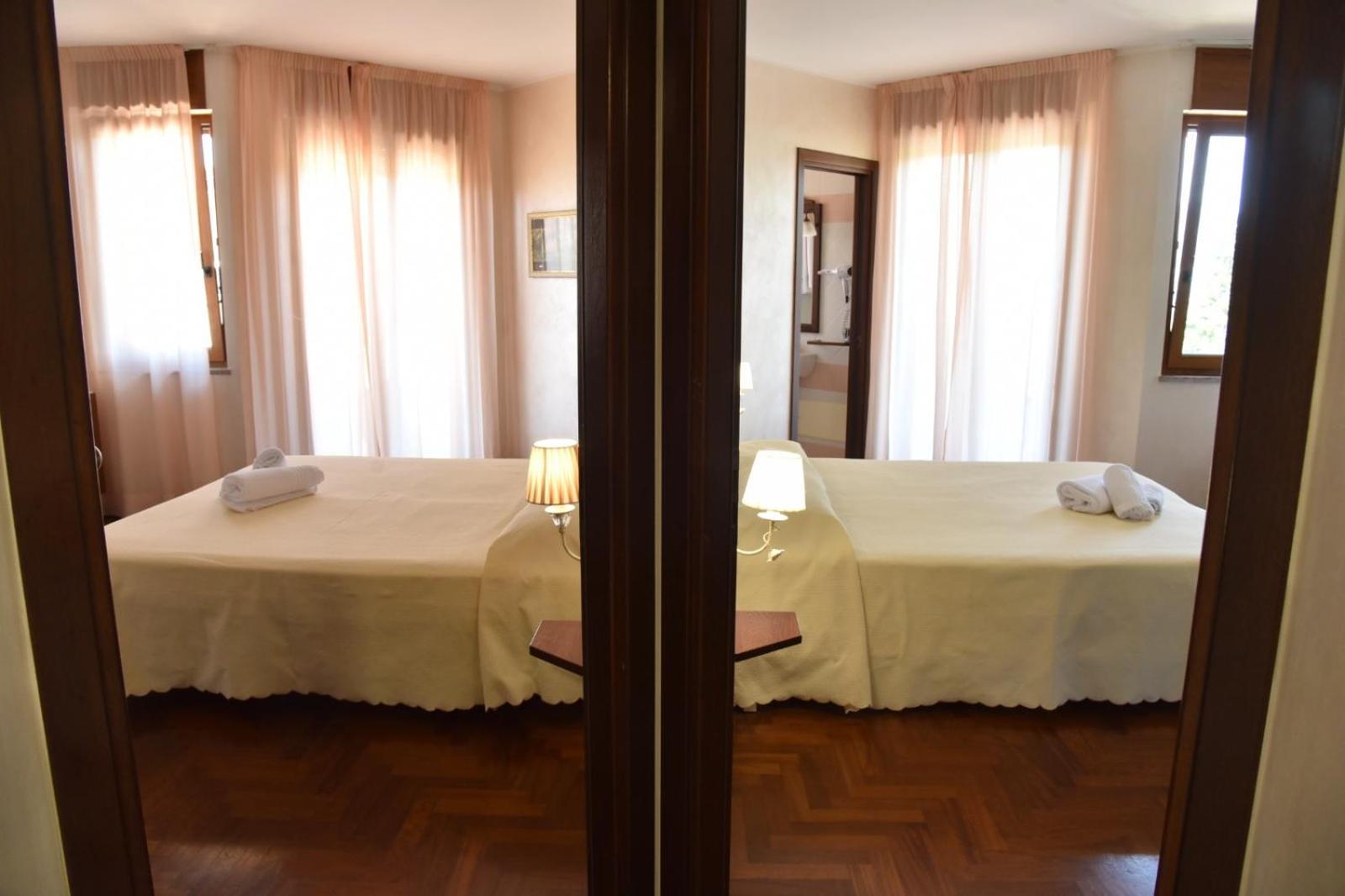 Hotel Sirio 罗通达 外观 照片