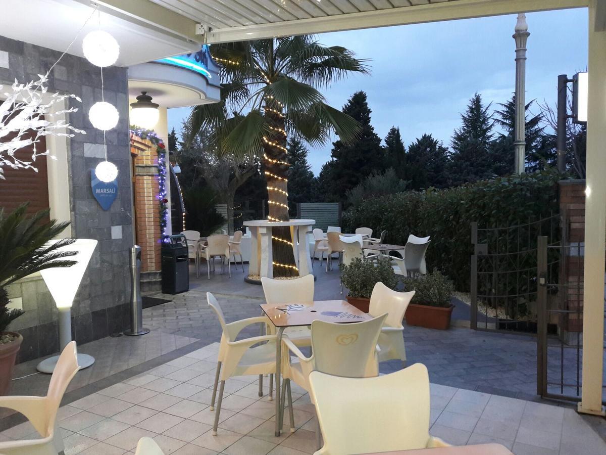 Hotel Sirio 罗通达 外观 照片
